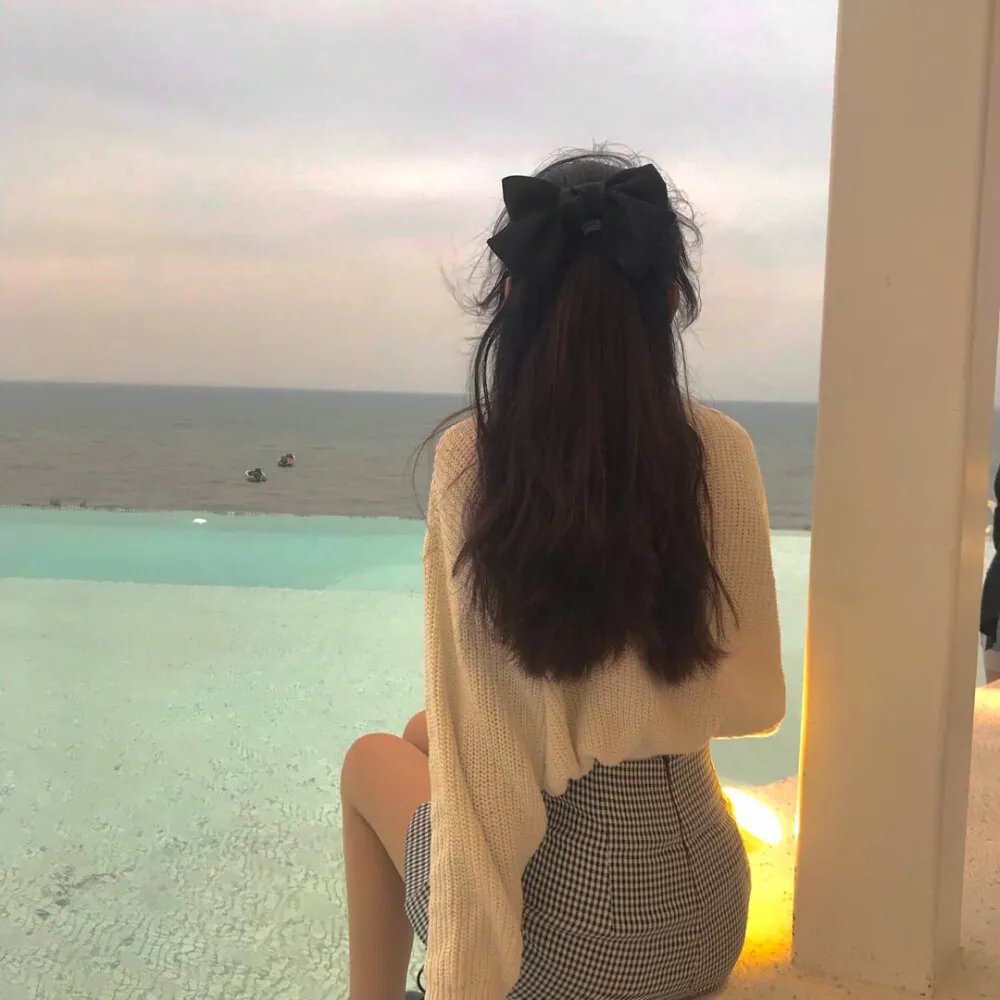 我是谁封面